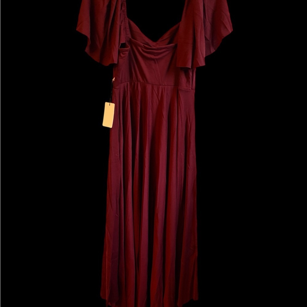 Chic Burgundy Maxi Dress